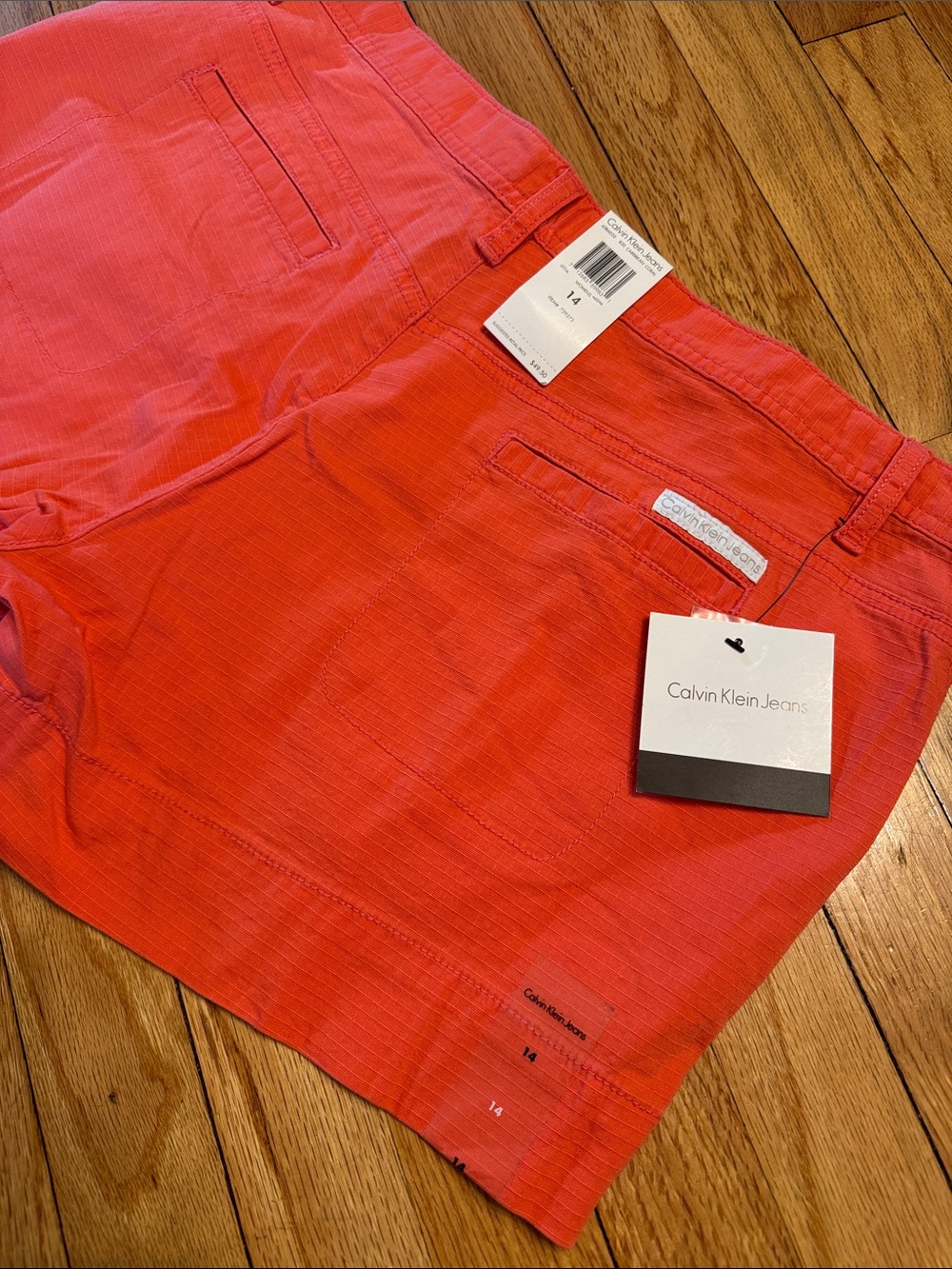Calvin Klein Jeans Women's Coral-Red High Waist Cotton Shorts 14